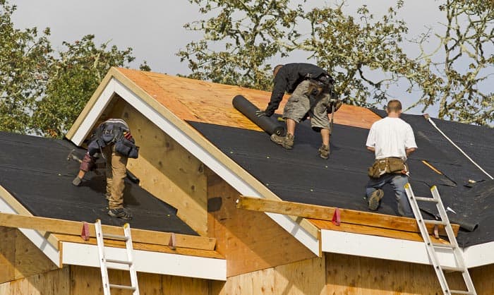 Why does a roofer need a tool belt? Well, it helps you organize and carry your tools around. That's why roofing tool belts are important to have. If you don't have one make sure to read our post and check the ones we recommended.