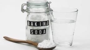 I know you use baking soda a lot, but what if I tell you that you can use it for paint smell too?