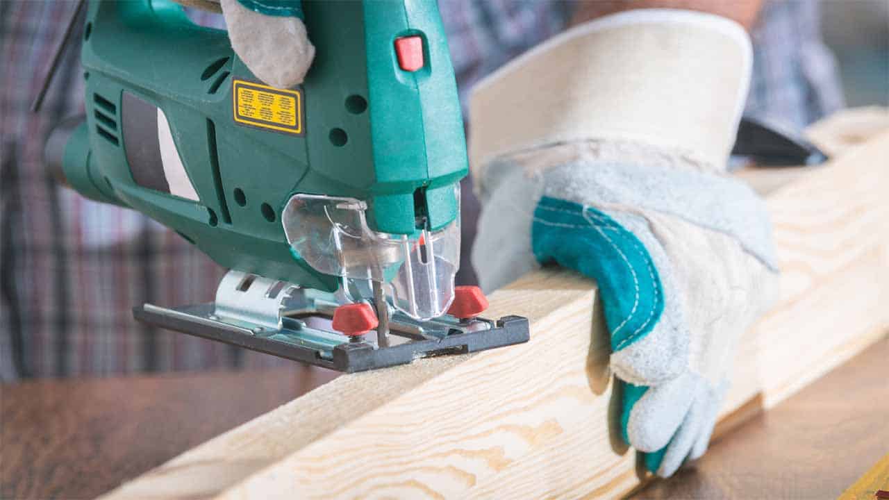 The jigsaw is a very used power tool, this tool is mostly used to cut thin wood. There are two types of jigsaws, electric jigsaws, and cordless jigsaws. Jigsaw is a very small woodworking power tool that has a small reciprocating saw blade that is used to cut the wood.