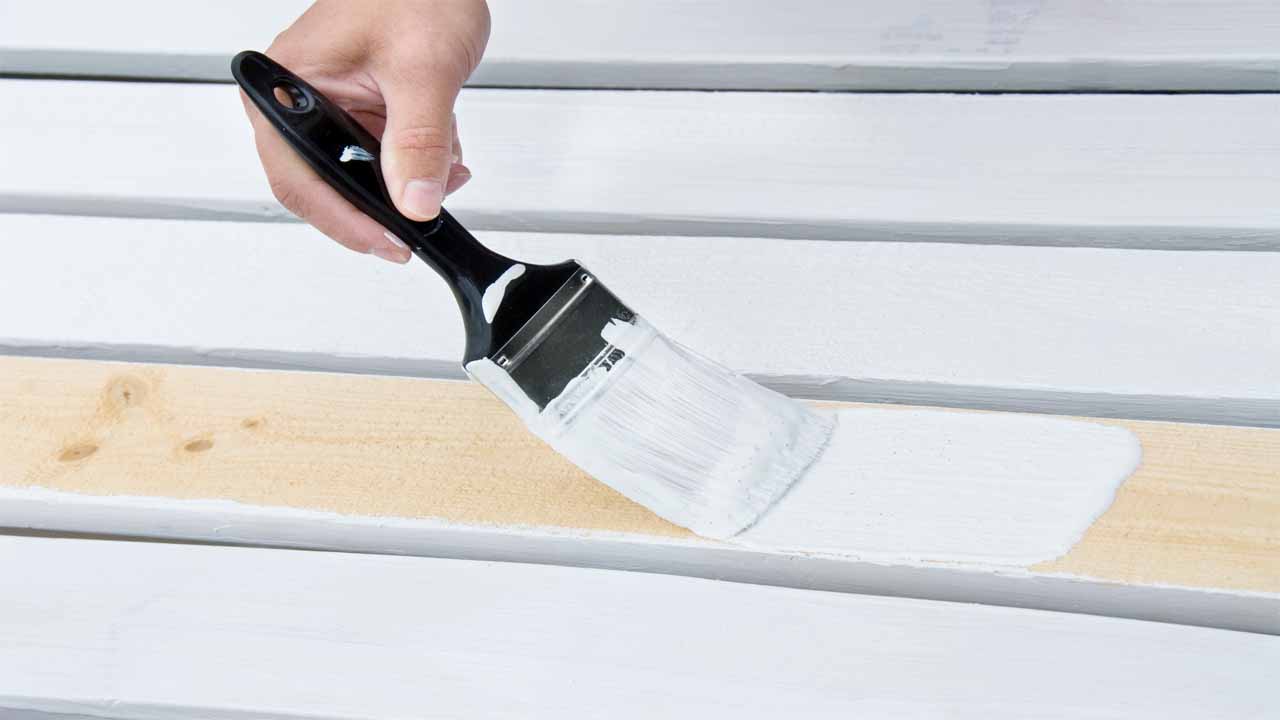 While different primers have different drying, some factors can determine that. So, what are the factors that determine a primer's drying time? Well, the first one is the weather, if it's rainy then it will take longer, humidity, the room temperature, and the type of primer are the other reasons that can determine the drying time.